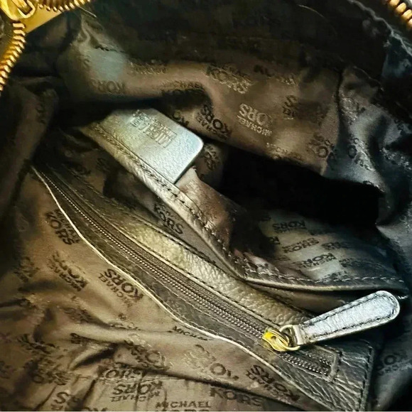 Micheal Kors Distressed Leather Hobo Shoulder Purse - Picture 8 of 12